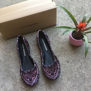 New in Box Lucky Brand Printed Velvet Flats LK-Emmie Size 8.5